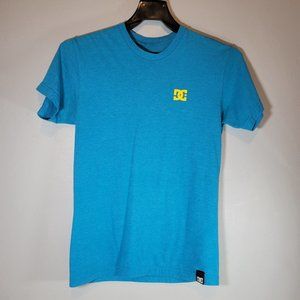 DC Shoes Mens T-Shirt Blue Short Sleeve Size Small Pit to Pit: 18" Length: 26.5"